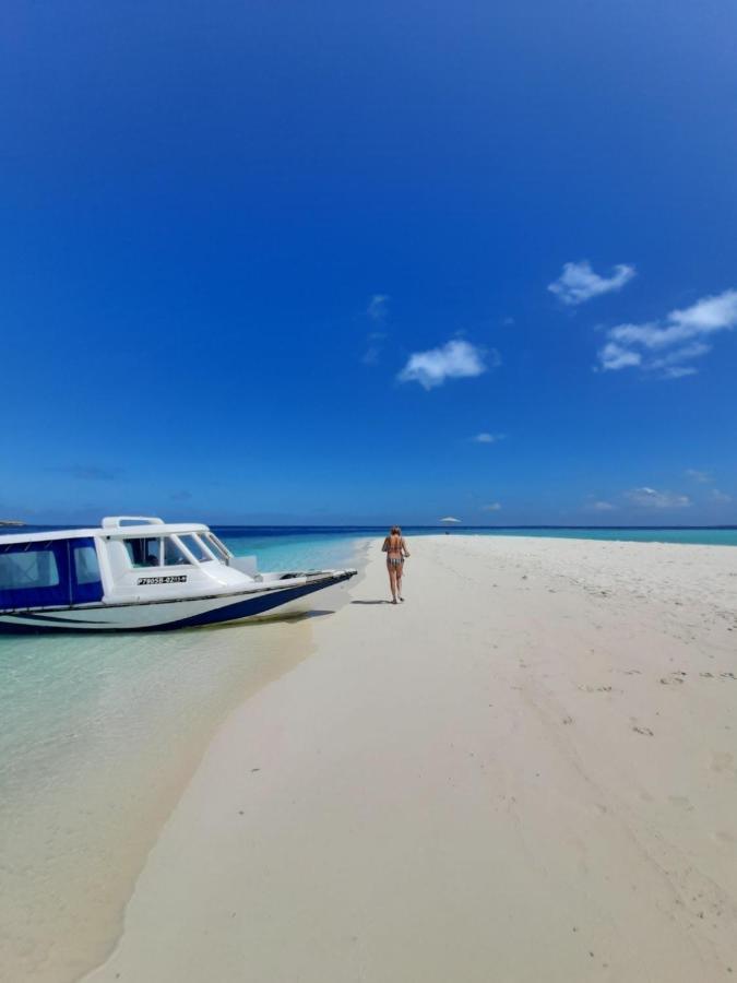 Beach Walk Villa Maldives 古莉 外观 照片